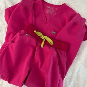 FIGS Shocking Pink Scrubs set |XS|